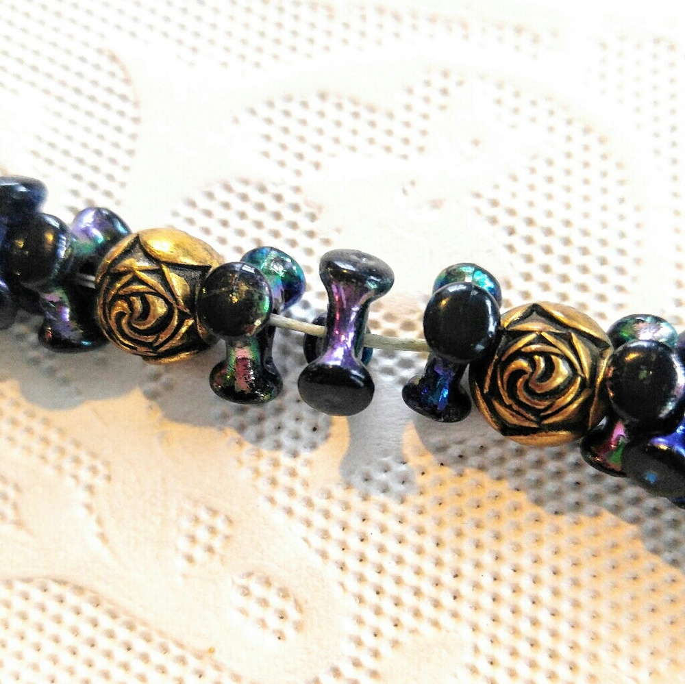 MAGIC VINTAGE NECKLACE-Black Chameleon Pearl - Picture 3 of 4